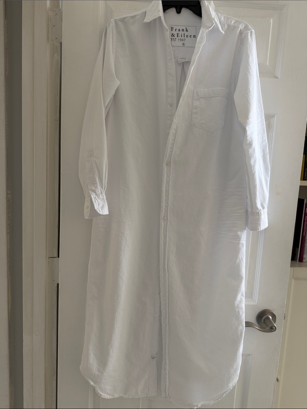 Frank & Eileen Rory Maxi Shirtdress in white linen
Size: S